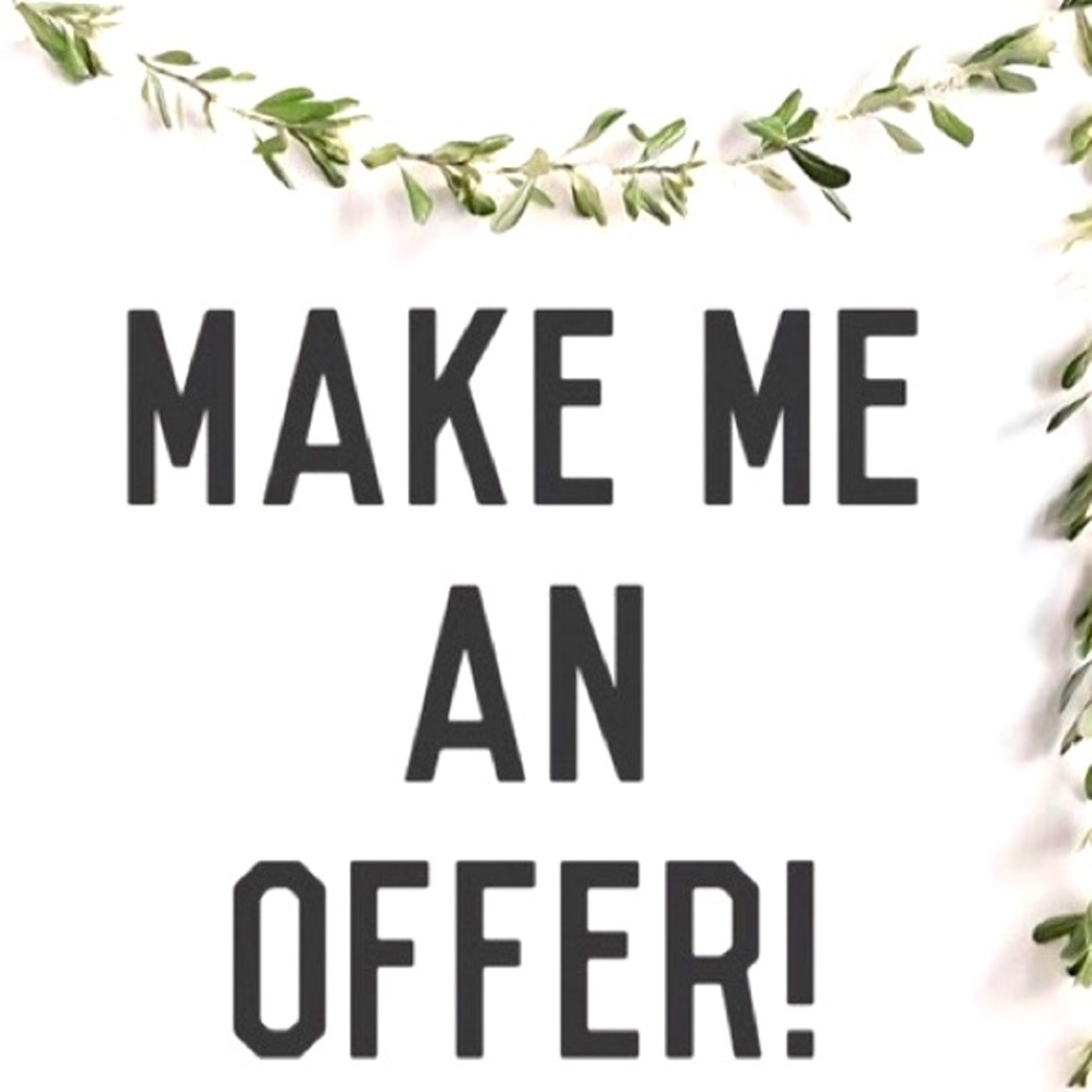 HEY FRIENDS, LET’S CHAT!